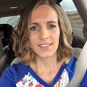 Meet your Posher, Emilee